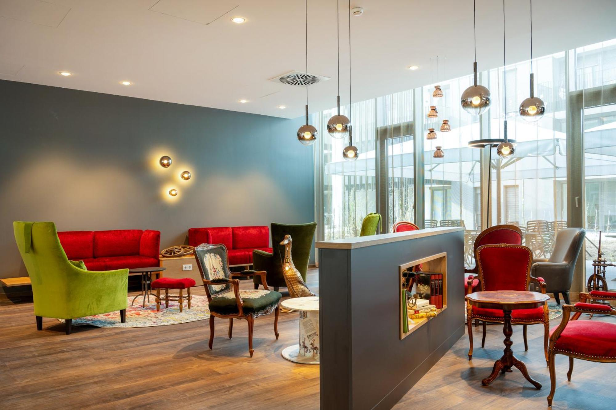 Mightytwice Hotel Achern Exteriör bild